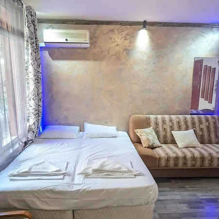 Compact With An Indoor Pool Near Cacao By Flаt Manаger 아파트 *