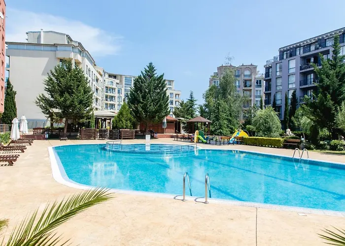 Compact With An Indoor Pool Near Cacao By Flаt Manаger Apartamento *