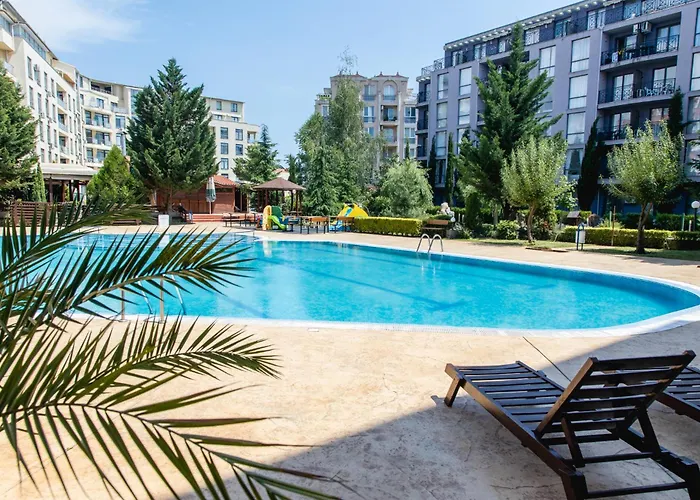 Compact With An Indoor Pool Near Cacao By Flаt Manаger Apartamento *